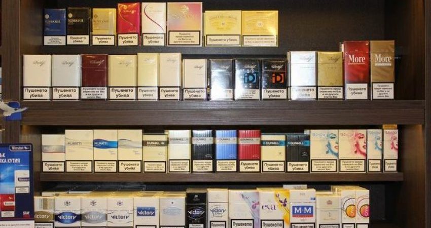 Hyjnë në fuqi çmimet e reja të pullave fiskale për mallrat e akcizës: Tarifat ulen deri 25 për qind